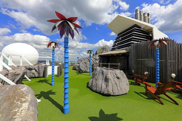 Nicko Cruises Vasco Da Gama Children's Area.jpg